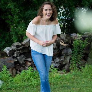 Meet your Posher, Jacqueline